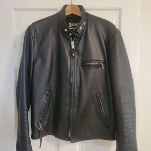 Like New Scott Leather Motorcycle Cafe Racer Size 42 Black, zip-out liner